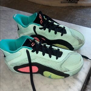 Jordan X Jason Tatums size 7 youth